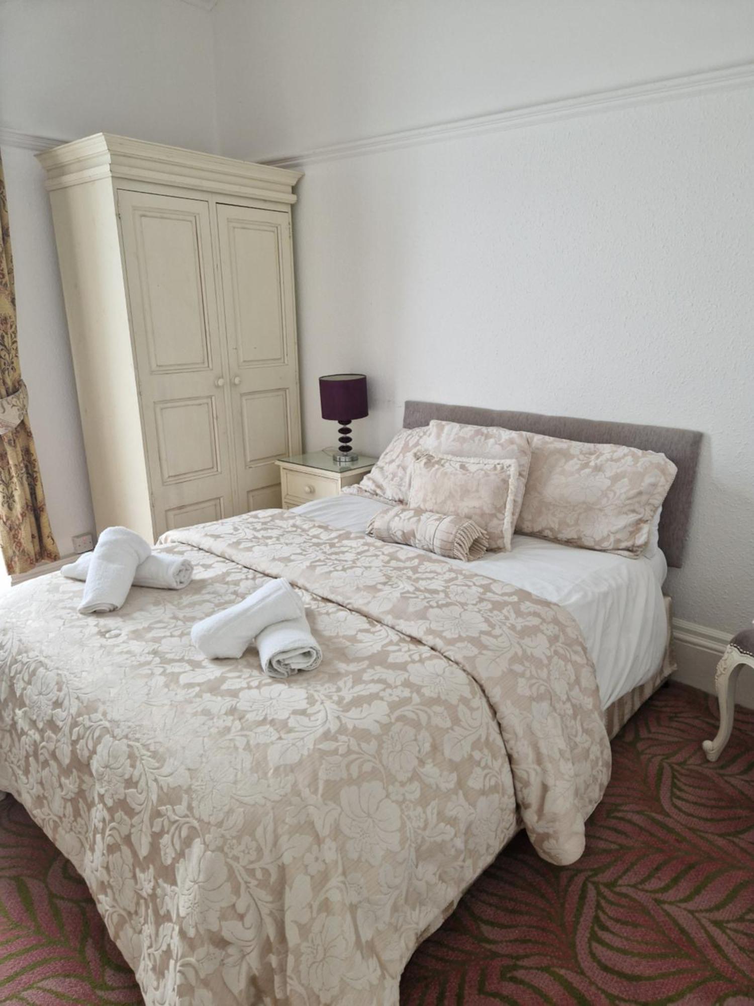 Southcliffe Hotel Бринлингтон Экстерьер фото